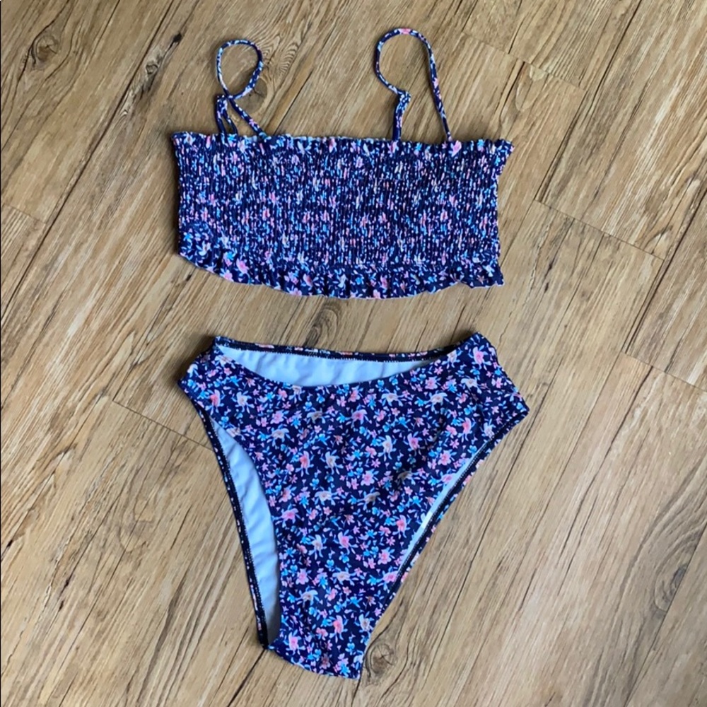 Large smock bathing suit 👙